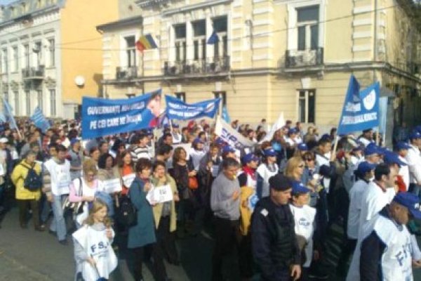 Mitingul de la Bucureşti: au fost prezenţi şi profesori din Constanţa